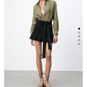Black zara skort